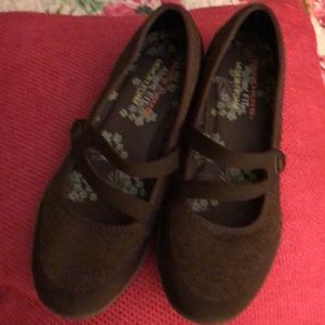 Sketchers Memory Foam shoes!